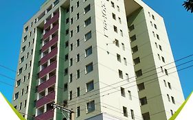 Green Valley Hotel Timóteo